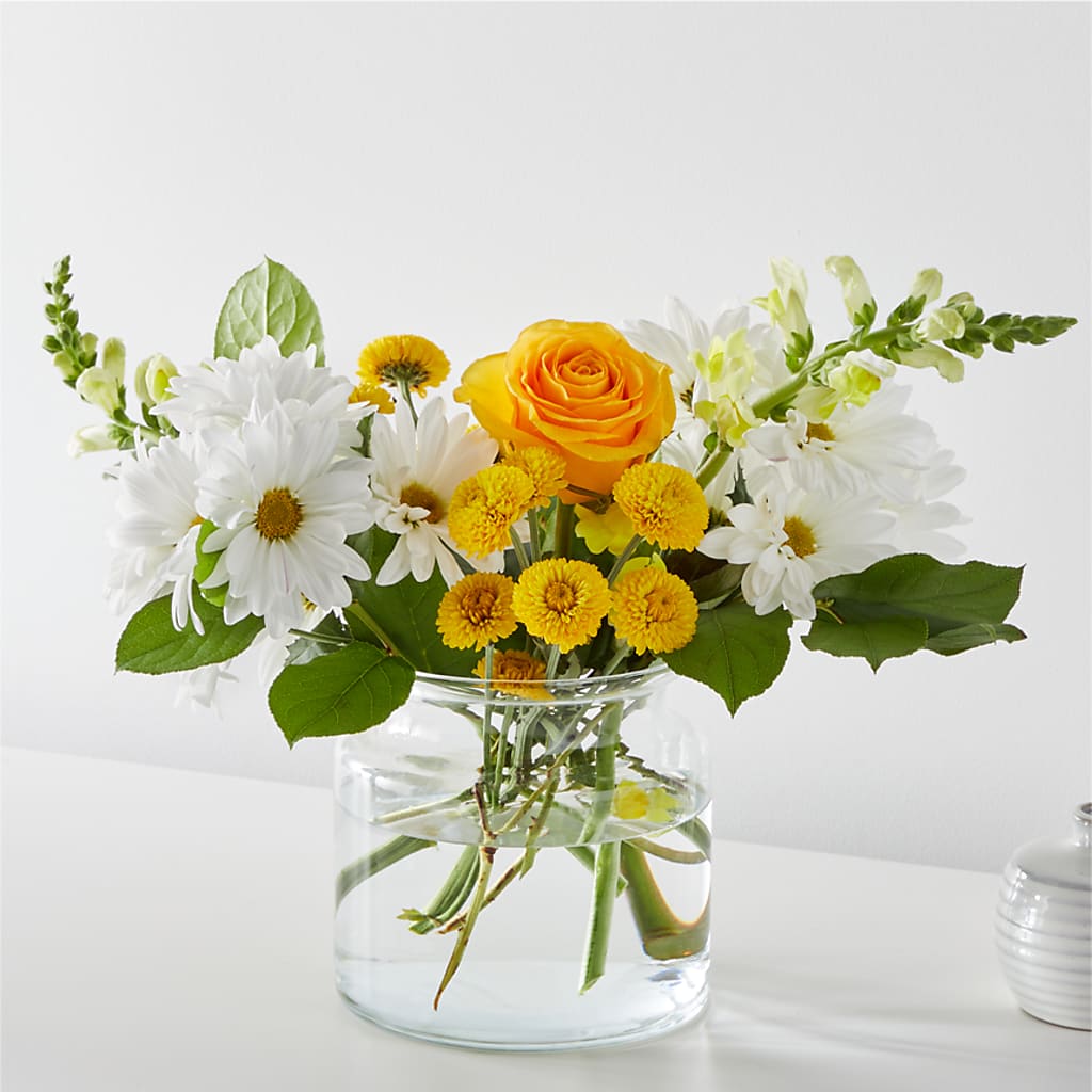 Sun Salutation Bouquet – Maes Flower Shop, Ville Platte LA