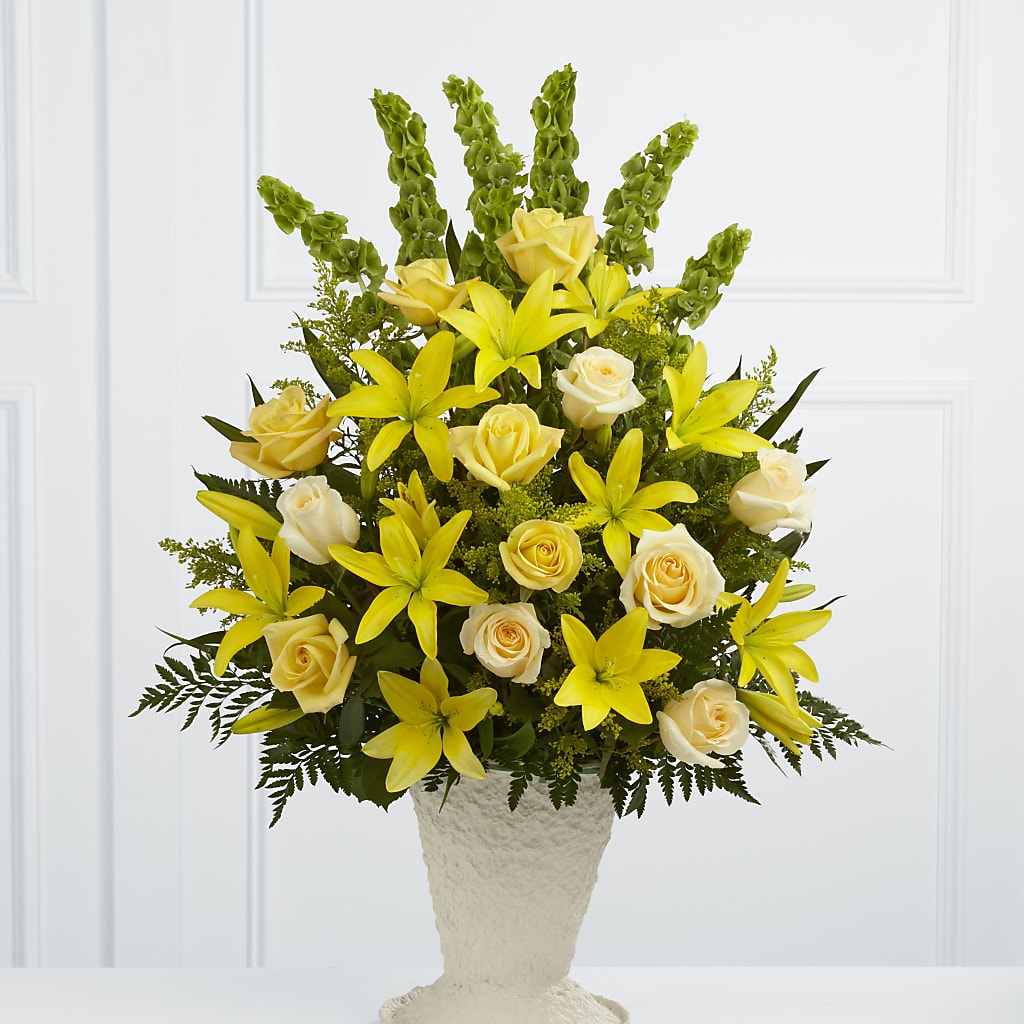 Golden Memories Arrangement – Maes Flower Shop, Ville Platte LA
