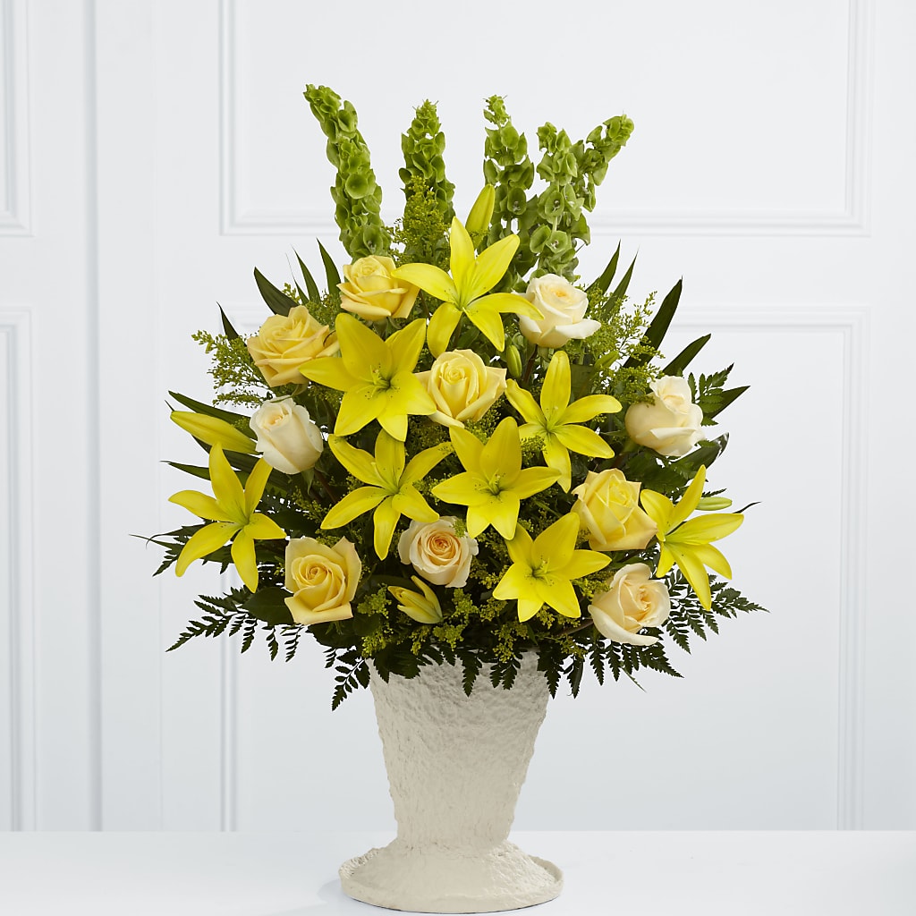 Golden Memories Arrangement – Maes Flower Shop, Ville Platte LA