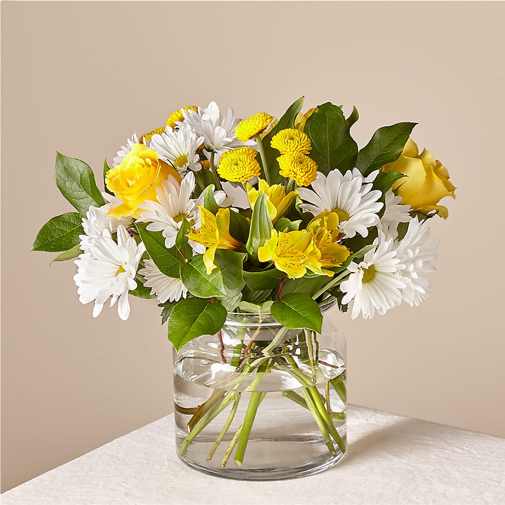 Sunny Sentiments Bouquet – Maes Flower Shop, Ville Platte LA