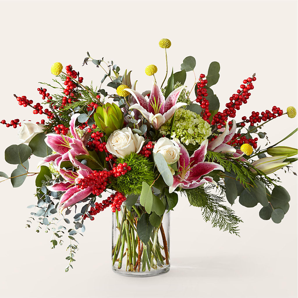 Berry & Bright Bouquet – Maes Flower Shop, Ville Platte LA