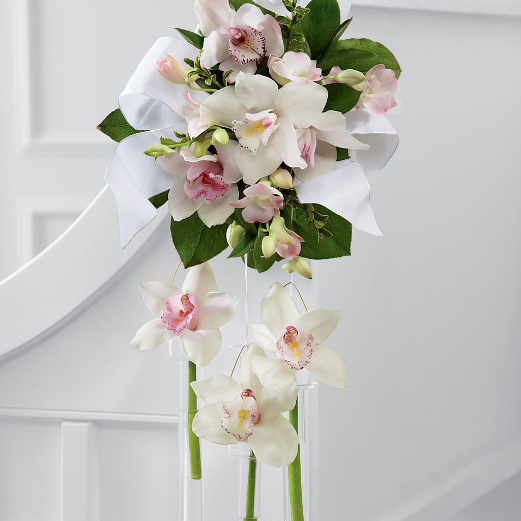 Perfect Entrance Pew Arrangement – Maes Flower Shop, Ville Platte LA