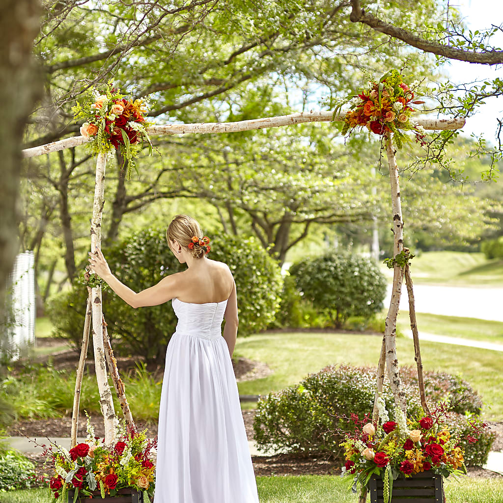 Arbor of Love Archway – Maes Flower Shop, Ville Platte LA