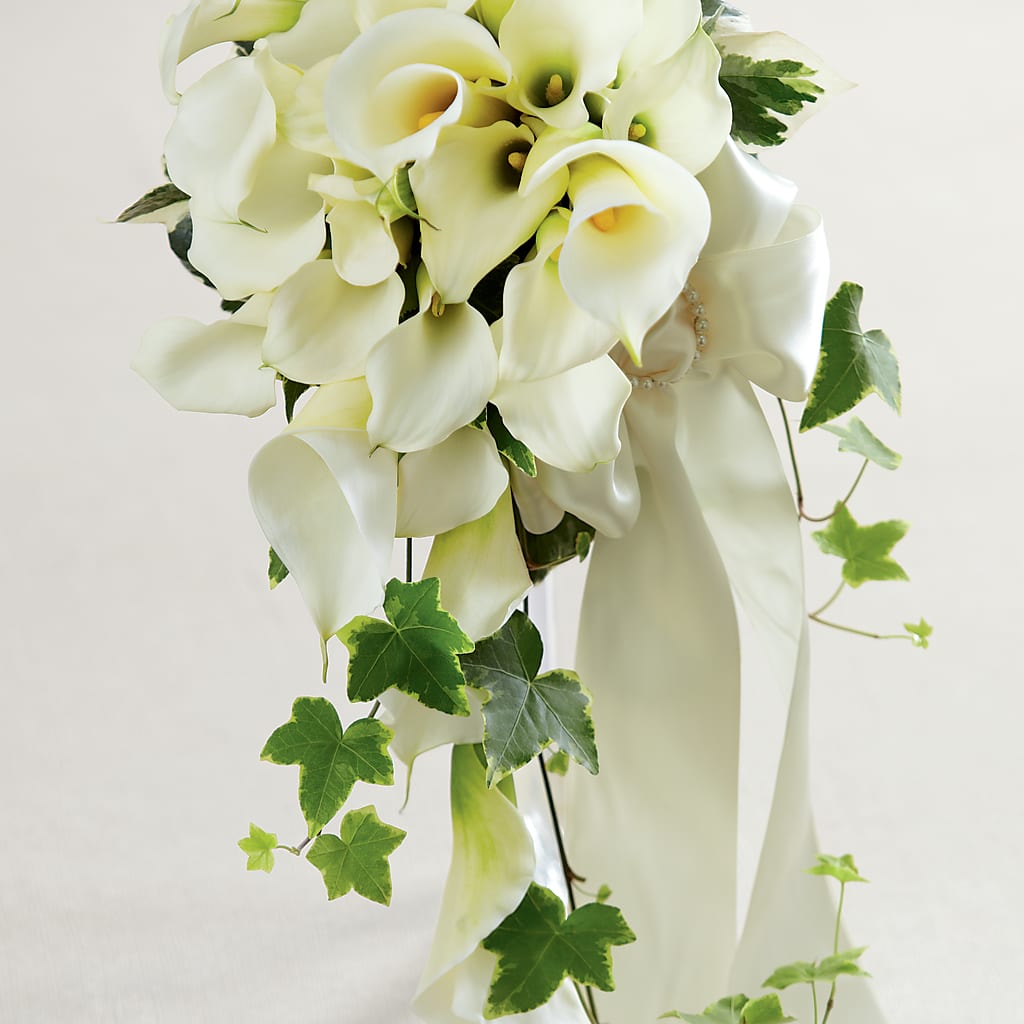 White Chapel Bouquet – Maes Flower Shop, Ville Platte LA