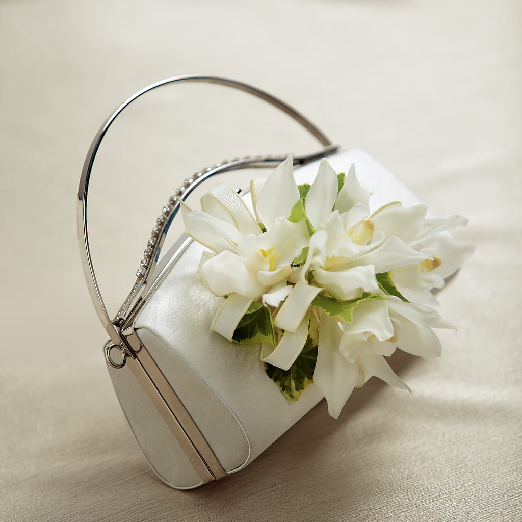 White Purse Decor – Maes Flower Shop, Ville Platte LA