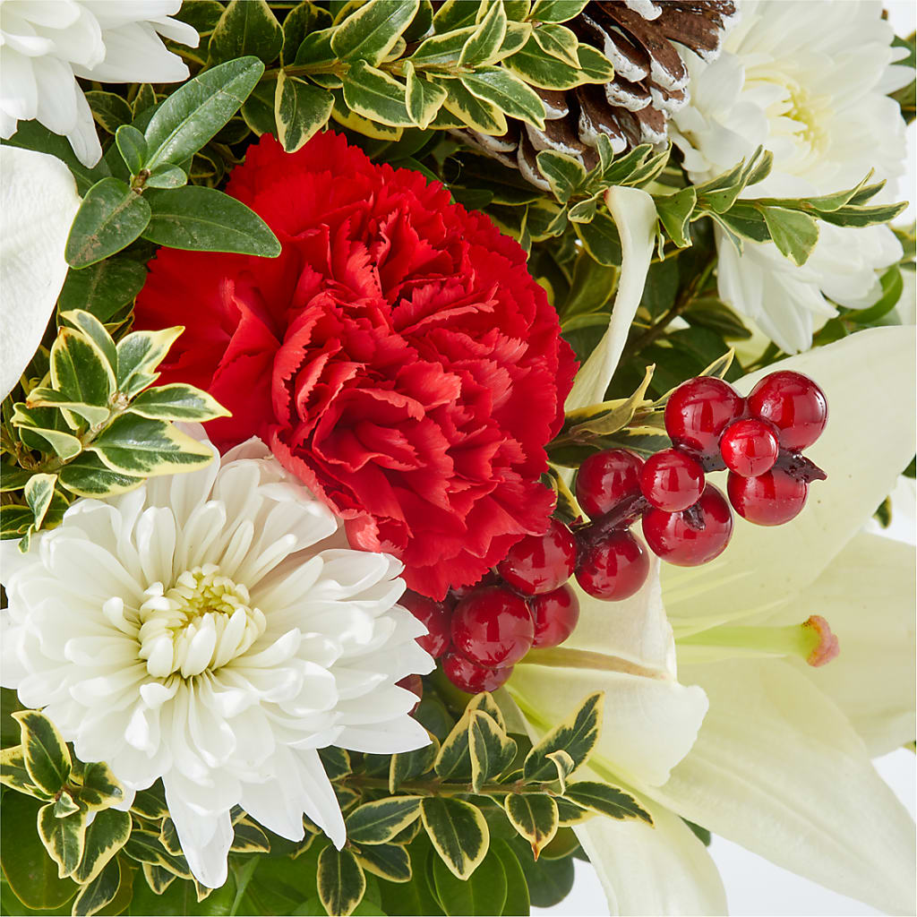 Festive Moments Tree –  Maes Flower Shop, Ville Platte LA