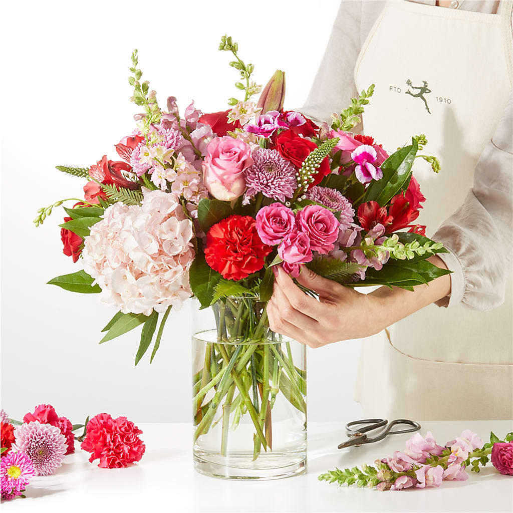 Swooning Over You - A Luxury Florist Original –  Maes Flower Shop, Ville Platte LA