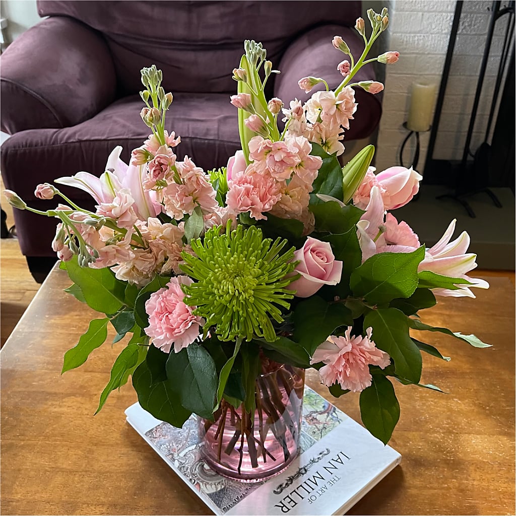 Pretty in Pink Bouquet –  Maes Flower Shop, Ville Platte LA