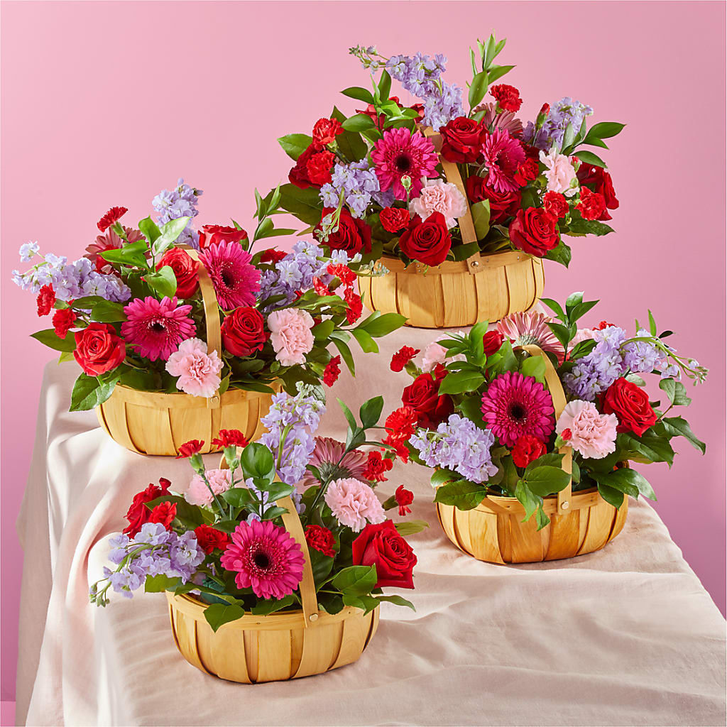 Pink Picnic Basket –  Maes Flower Shop, Ville Platte LA