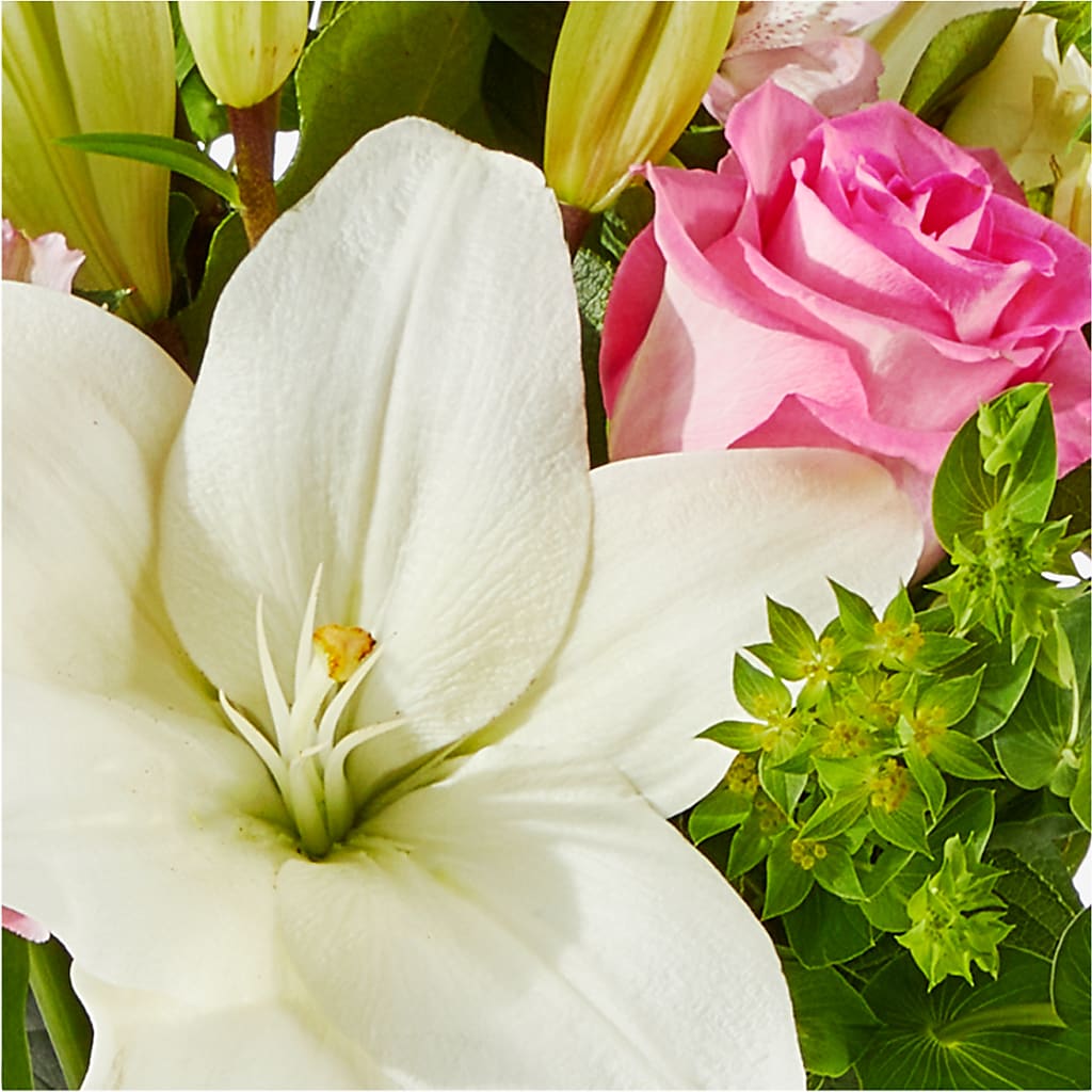 Fondly Bouquet –  Maes Flower Shop, Ville Platte LA