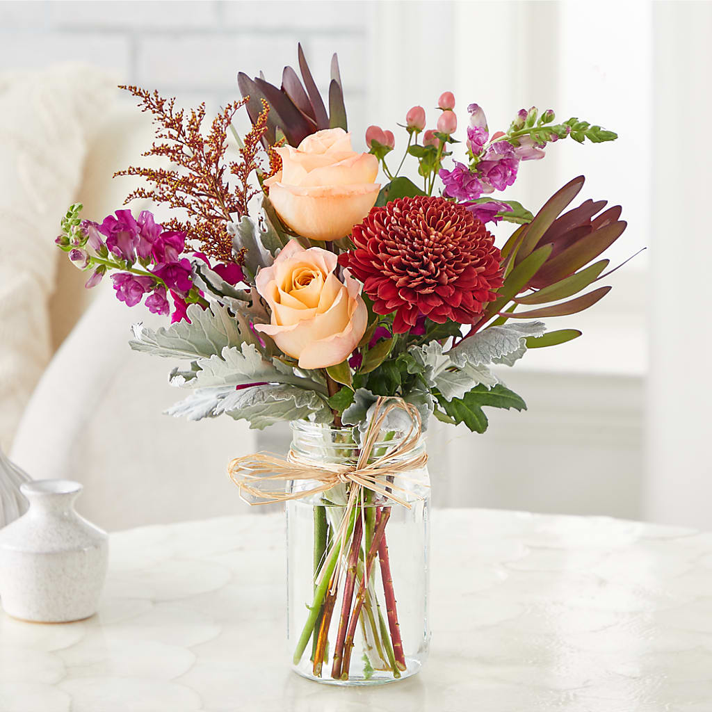 Moody Hues Bouquet –  Maes Flower Shop, Ville Platte LA